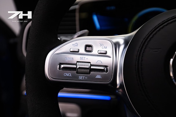 Mercedes-Benz GLS350 d 14 of 27