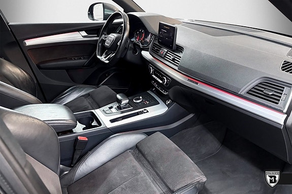 Audi Q5 8 of 16