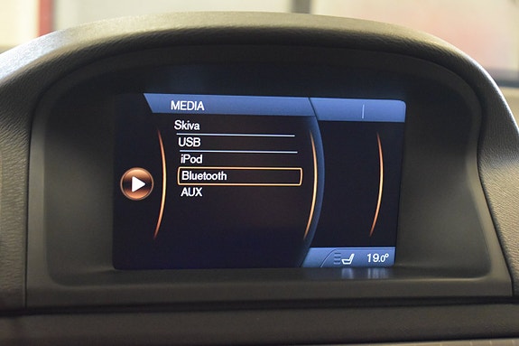 Volvo XC70 13 of 18