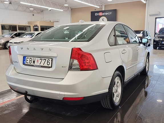Volvo S40 15 of 23