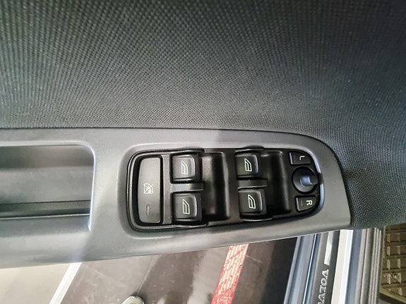 Volvo S40 12 of 23