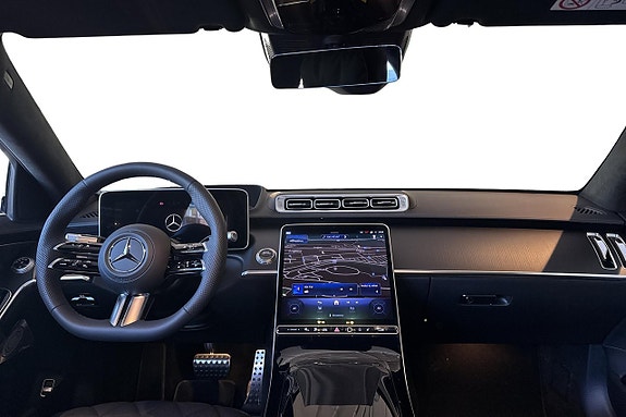 Mercedes-Benz S580 e 7 of 10