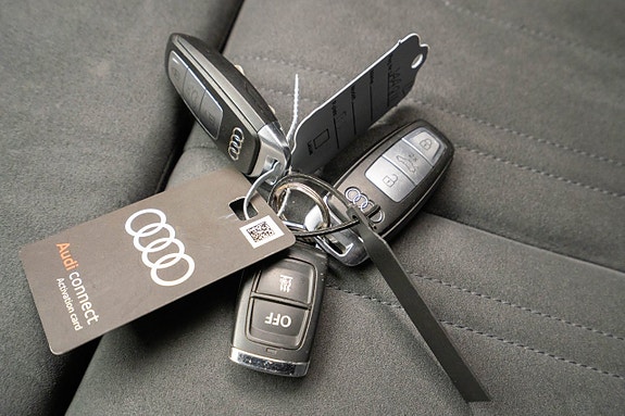 Audi A6 allroad 3 of 5