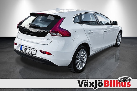 Volvo V40 3 of 9