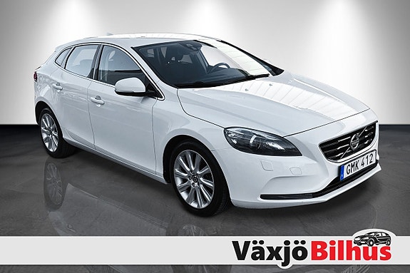 Volvo V40 4 of 9