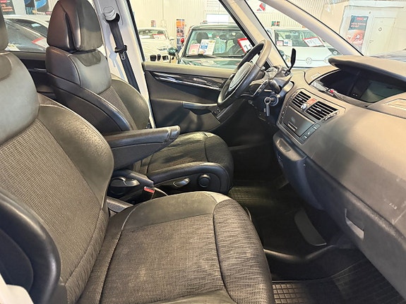 Citroen Grand C4 Picasso 11 of 13