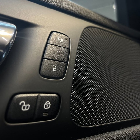 Volvo V60 12 of 14