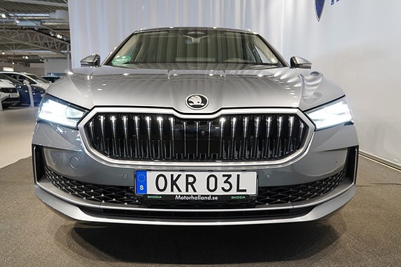 Skoda Superb 4 of 5