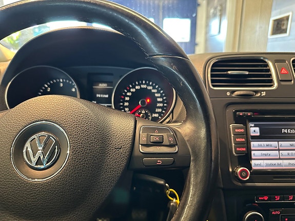 Volkswagen Golf VI 18 of 22