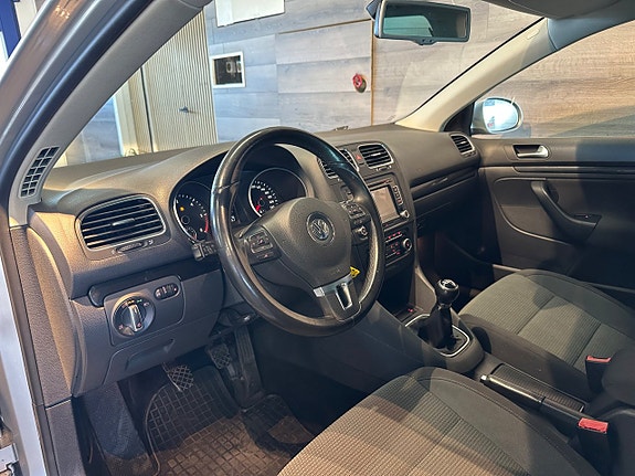 Volkswagen Golf VI 5 of 22