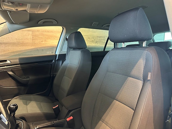 Volkswagen Golf VI 7 of 22