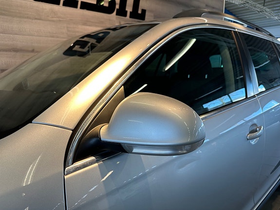 Volkswagen Golf VI 19 of 22