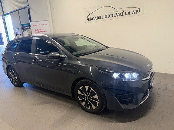Kia Ceed 2 of 5
