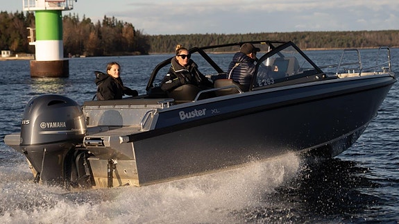 Vårkampanj! Buster XL Comfort Edition / Yamaha F115 | 2025
