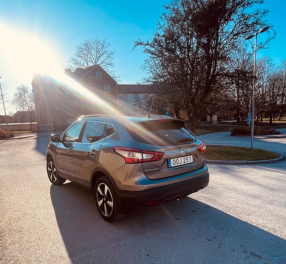 Nissan Qashqai 3 of 5
