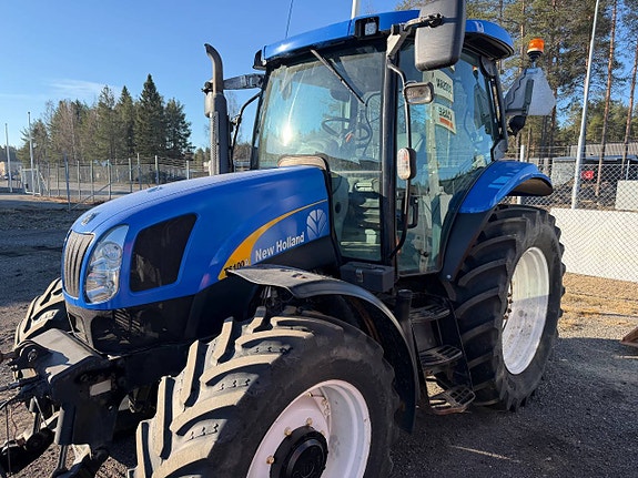 New Holland TS100A