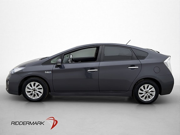 Toyota Prius 5 of 5
