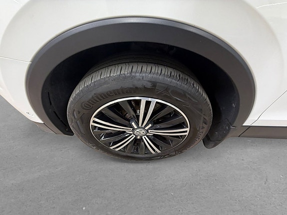 Volkswagen Tiguan 8 of 20