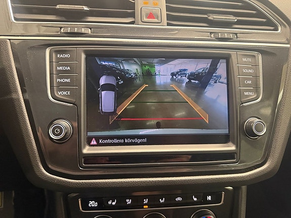 Volkswagen Tiguan 13 of 20