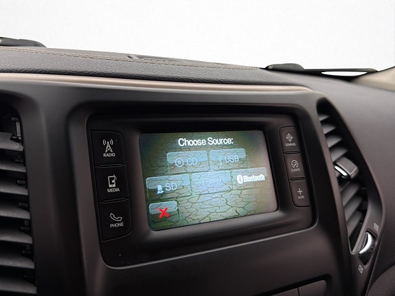 Jeep Cherokee 20 of 30