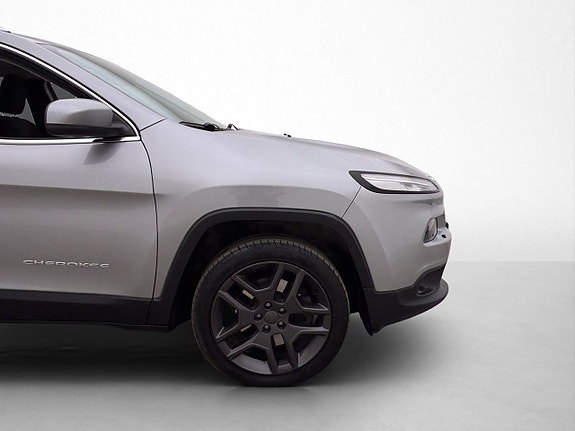 Jeep Cherokee 29 of 30