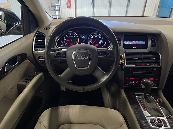 Audi Q7 18 of 24