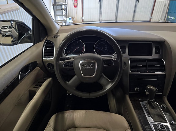Audi Q7 19 of 24