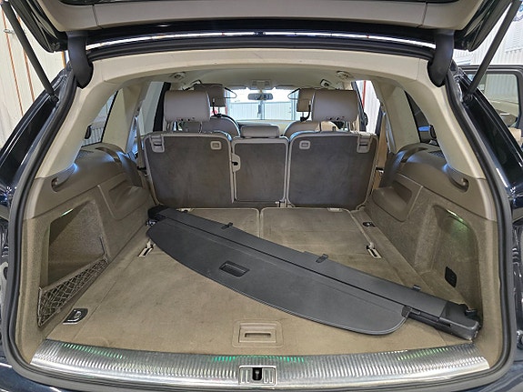 Audi Q7 12 of 24