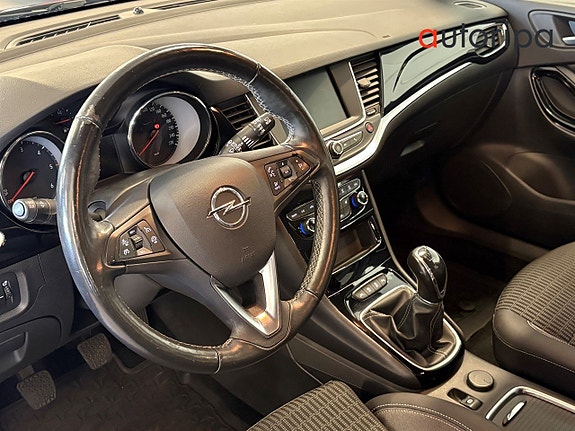 Opel Astra 6 of 13