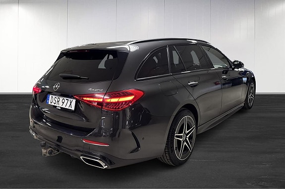 Mercedes-Benz C300 de 4 of 5