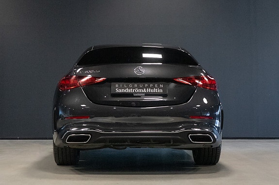 Mercedes-Benz C300 de 8 of 19
