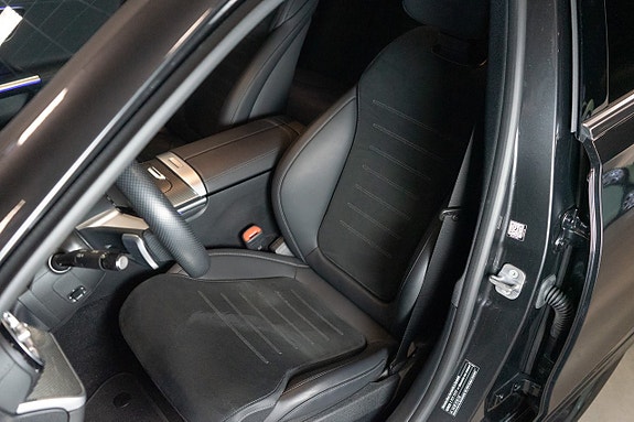 Mercedes-Benz C300 de 15 of 19