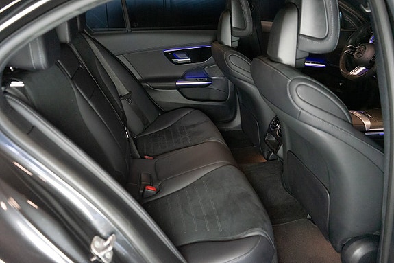 Mercedes-Benz C300 de 17 of 19