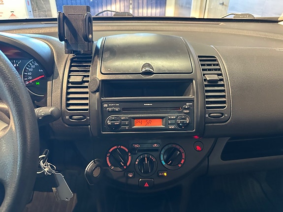 Nissan Note 14 of 21