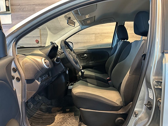 Nissan Note 7 of 21
