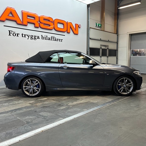 BMW M240i 4 of 5