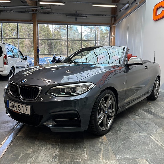 BMW M240i 7 of 15