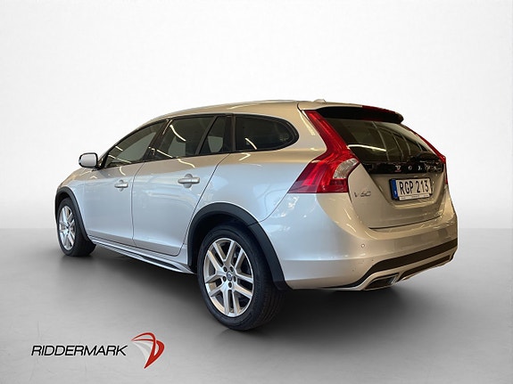 Volvo V60 Cross Country 5 of 5