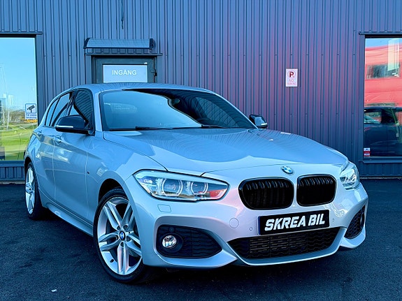 BMW 120d 2 of 5