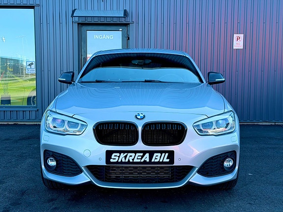 BMW 120d 4 of 5