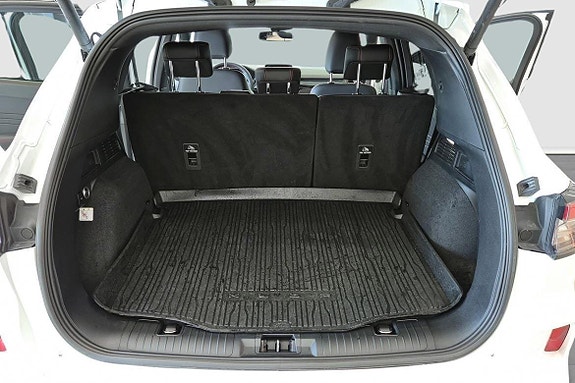 Ford Kuga 11 of 11
