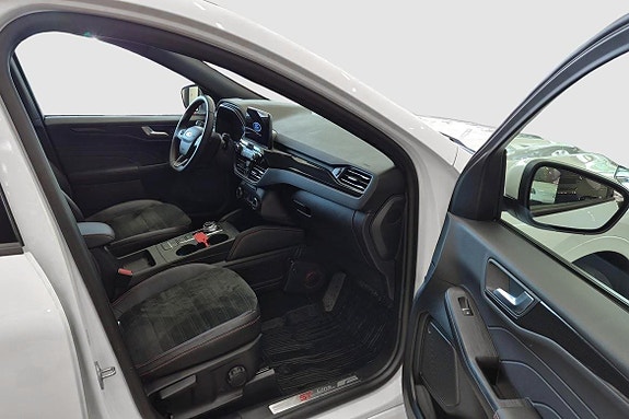 Ford Kuga 6 of 11