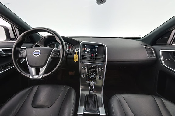 Volvo XC60 12 of 28