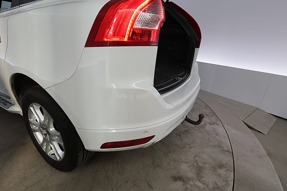 Volvo XC60 7 of 28