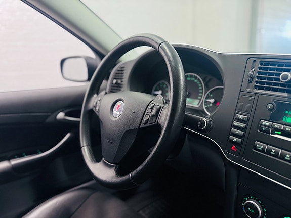 Saab 9-3 4 of 5