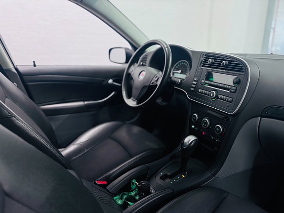 Saab 9-3 5 of 5