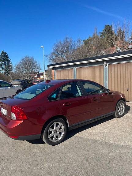 Volvo S40 3 of 12