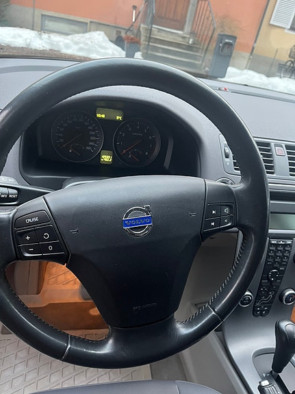 Volvo S40 7 of 12