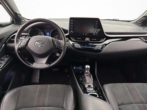 Toyota C-HR 19 of 30