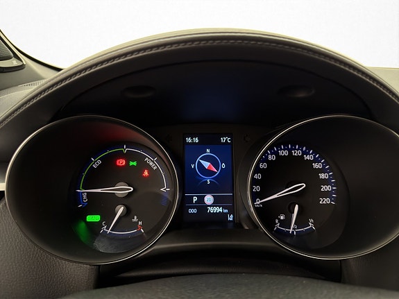 Toyota C-HR 16 of 30